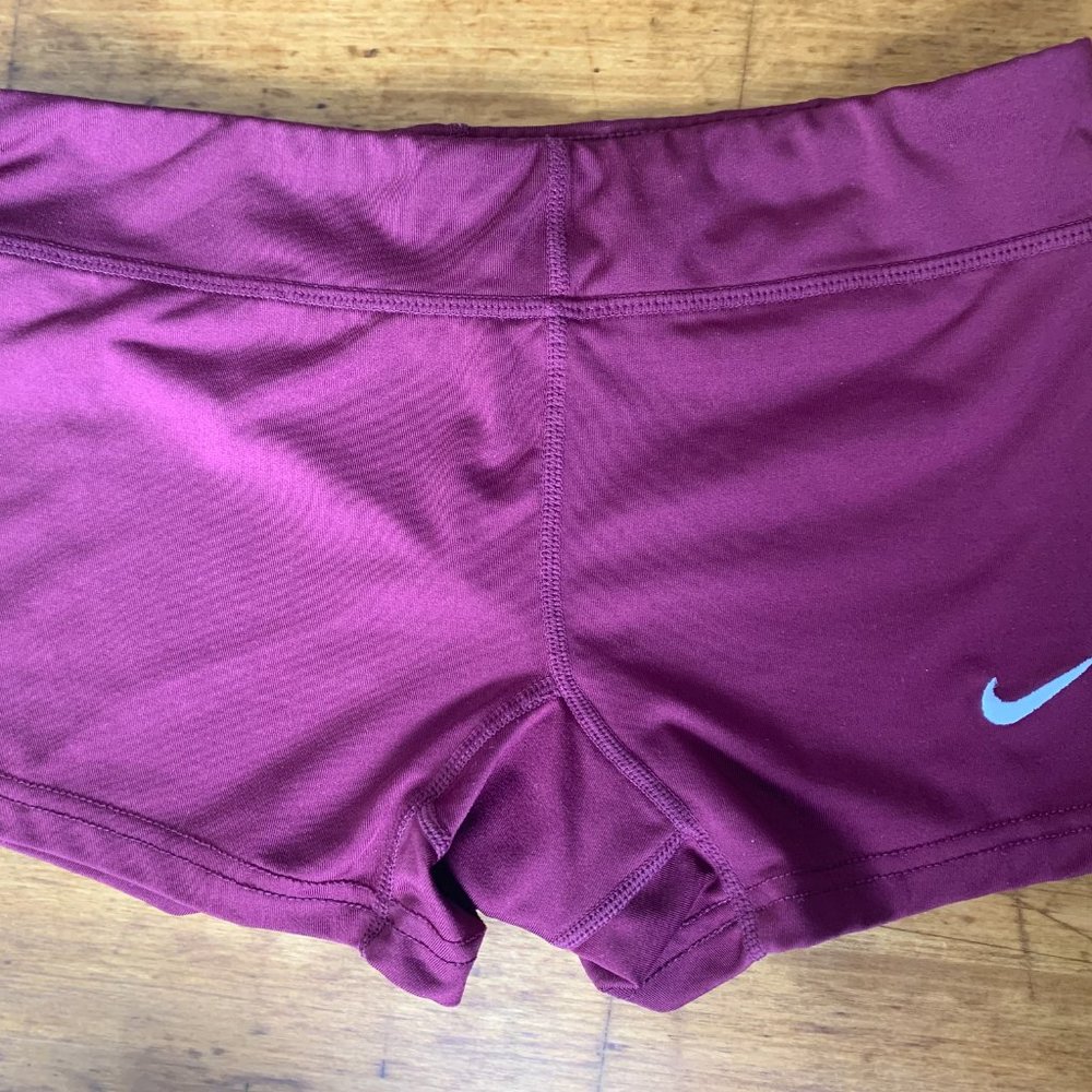 Nike Dri-fit Performance Shorts, Maroon, Size XS
